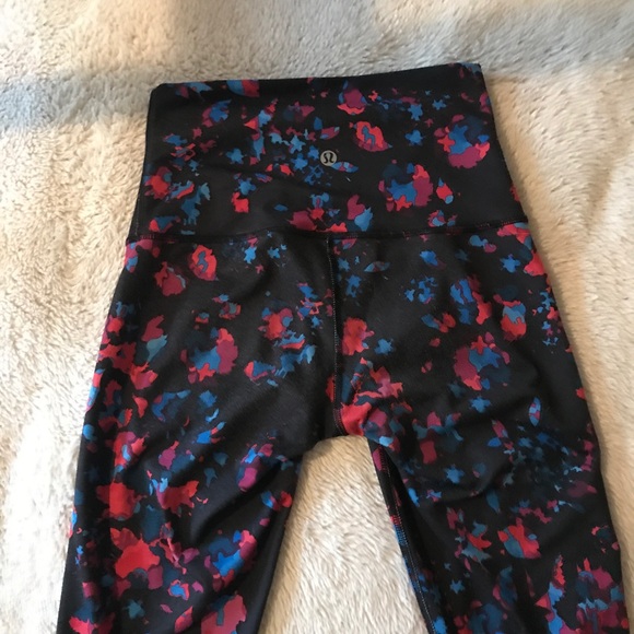 Lululemon high rise leggings!❤️ - Picture 2 of 3